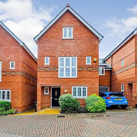 Entire House Sleeps 8 Near The River Thames Maidenhead Kültér fotó