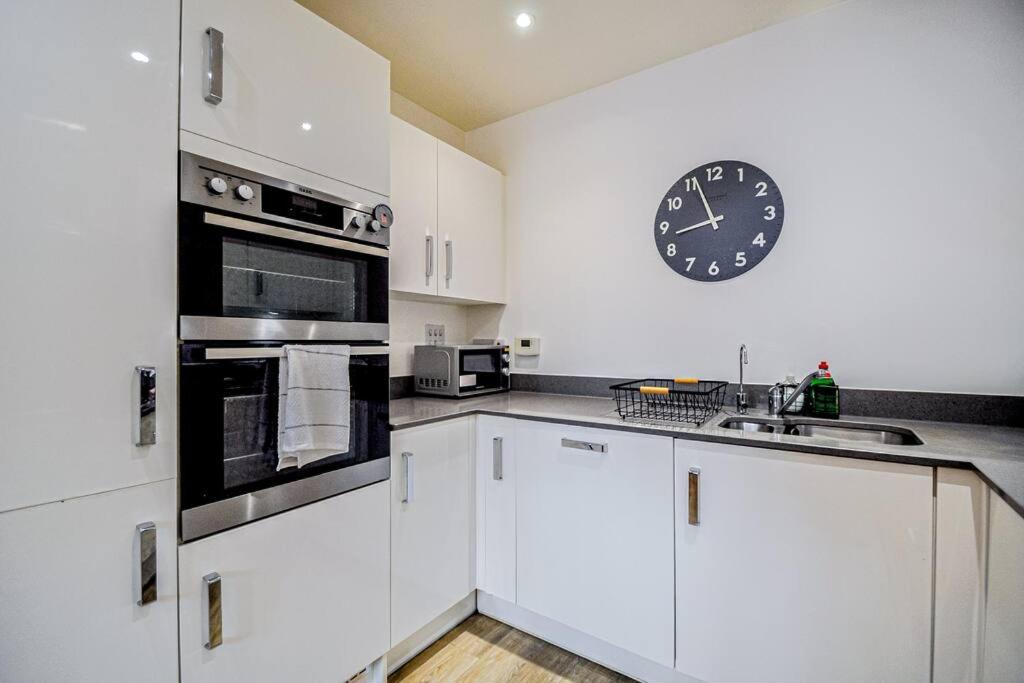 Entire House Sleeps 8 Near The River Thames Maidenhead Kültér fotó