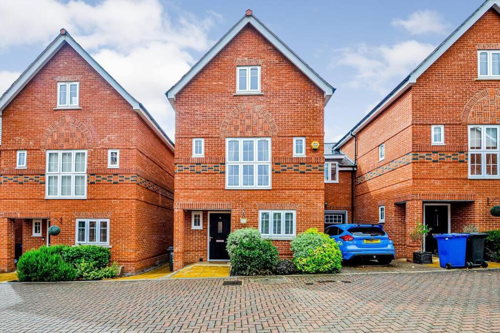 Entire House Sleeps 8 Near The River Thames Maidenhead Kültér fotó