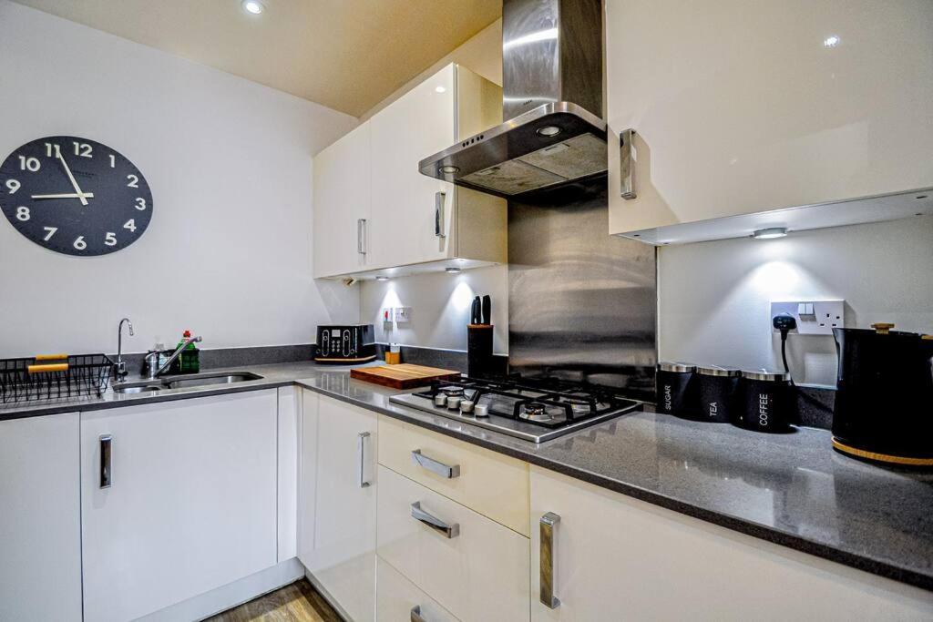 Entire House Sleeps 8 Near The River Thames Maidenhead Kültér fotó