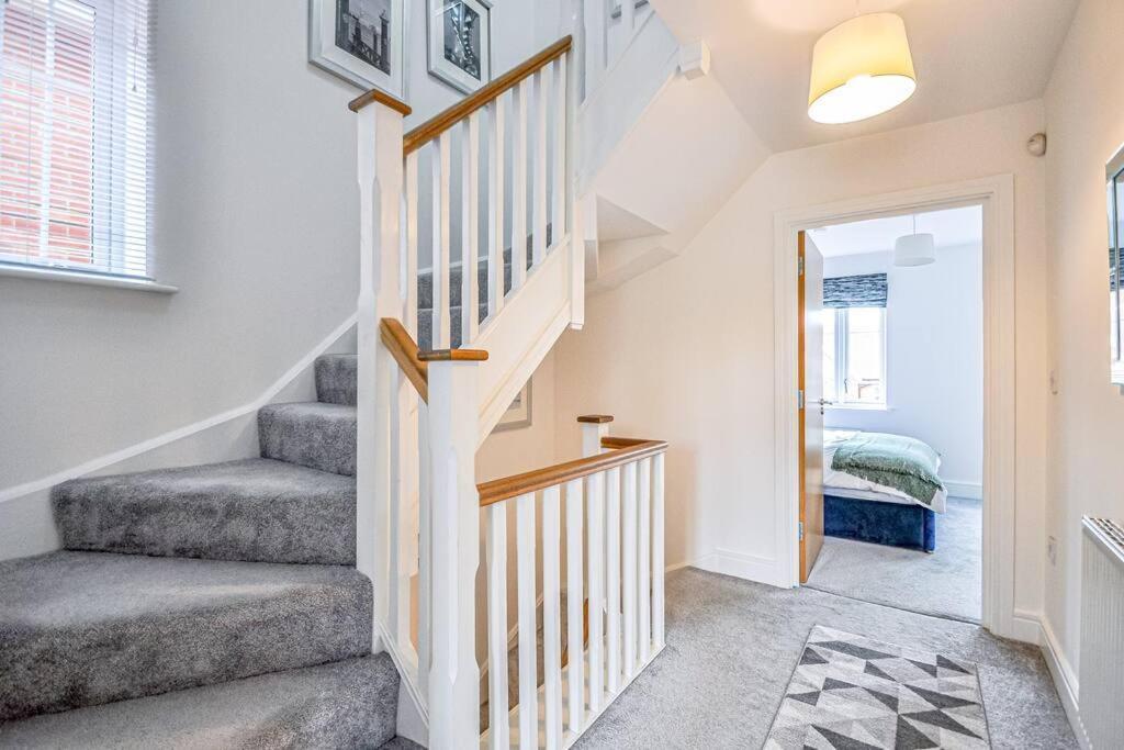 Entire House Sleeps 8 Near The River Thames Maidenhead Kültér fotó