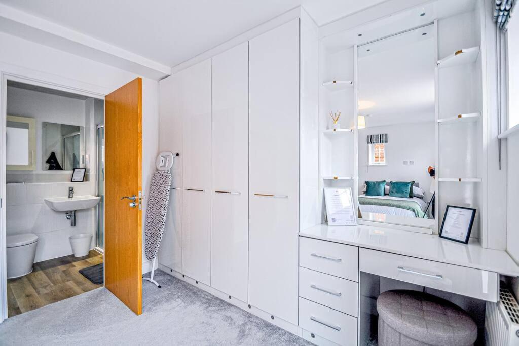 Entire House Sleeps 8 Near The River Thames Maidenhead Kültér fotó