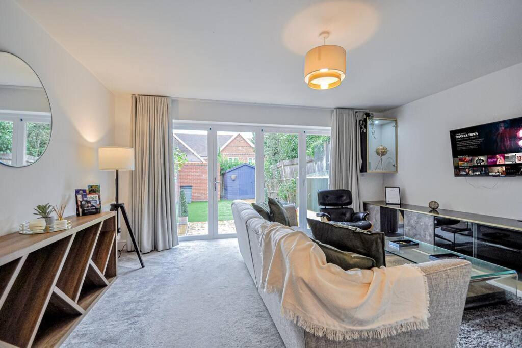Entire House Sleeps 8 Near The River Thames Maidenhead Kültér fotó