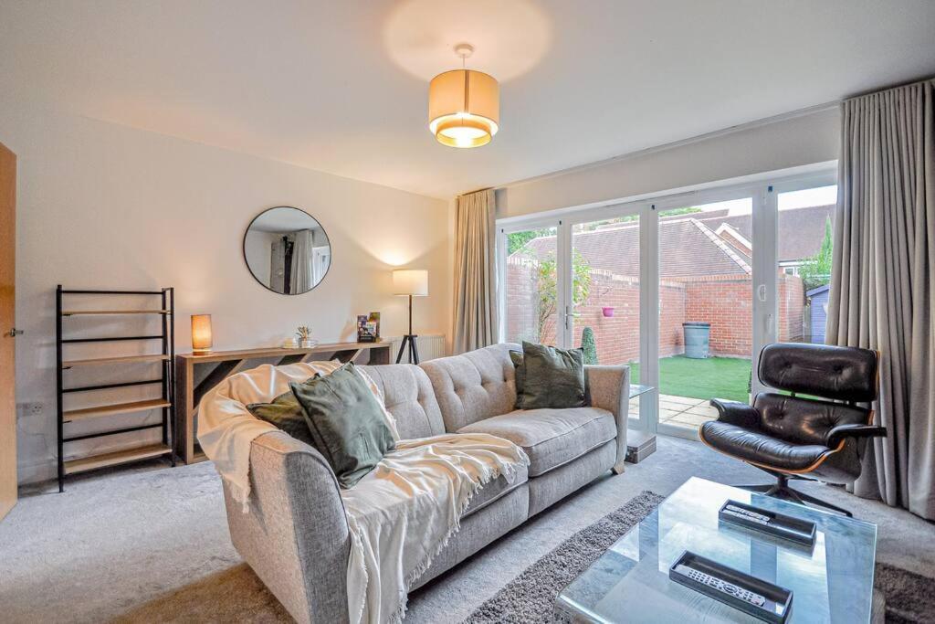 Entire House Sleeps 8 Near The River Thames Maidenhead Kültér fotó