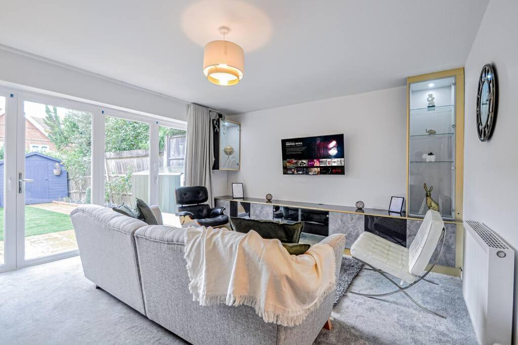 Entire House Sleeps 8 Near The River Thames Maidenhead Kültér fotó