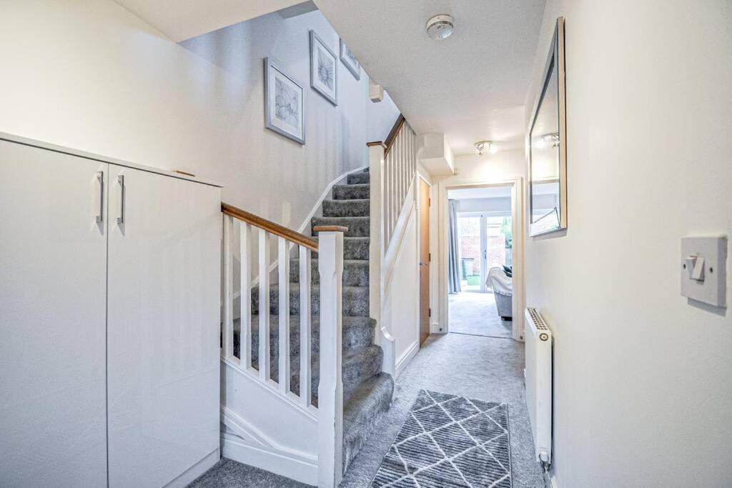 Entire House Sleeps 8 Near The River Thames Maidenhead Kültér fotó